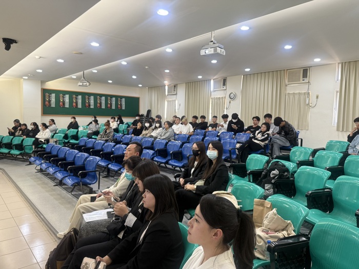 114.12.10校外實習廠商說明會圖片