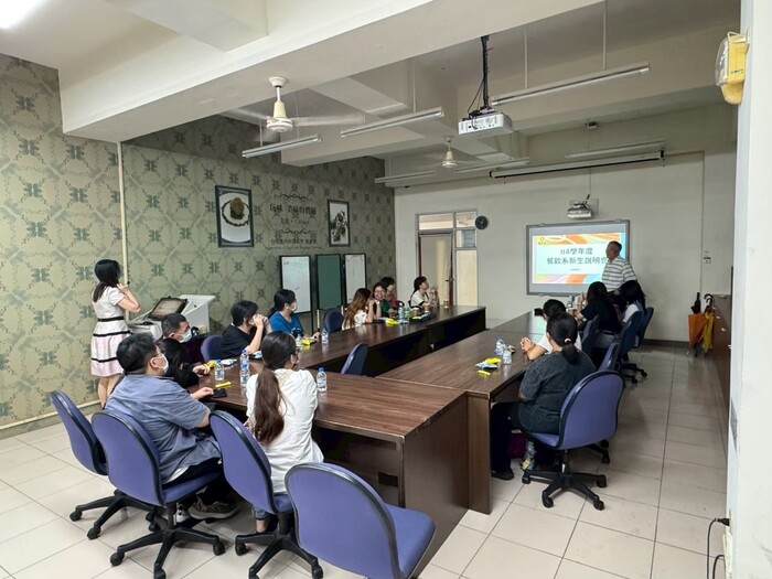 114學年度新生說明會圖片