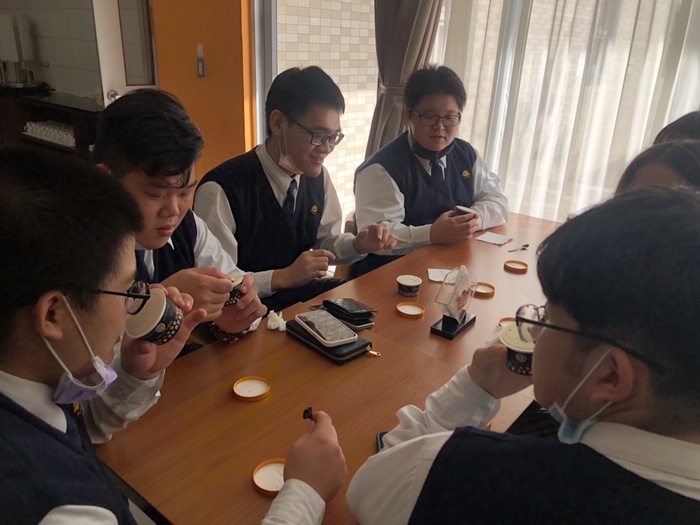 日本高中冰淇淋發表會(山口電視公司拍攝實況)圖片