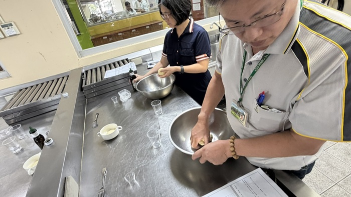 115學年度教師專業發展實務研習計畫-油然而生圖片