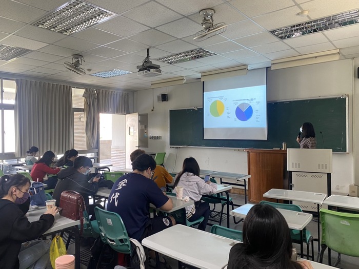 112.03.20校外實習返校生座談圖片